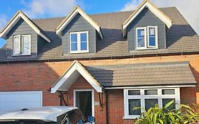 Kiln Lodge- Stunning 4 Bed House